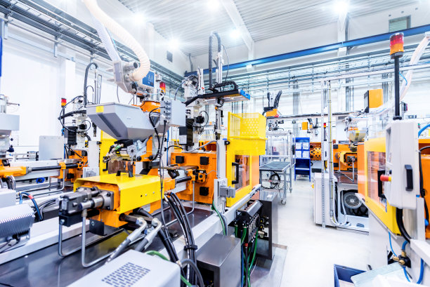 未来工厂的注塑机器人图片下载