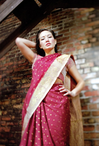 女神在砖图片下载