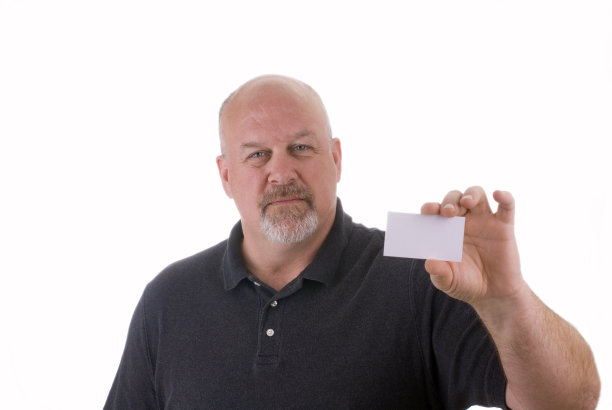 拿着名片的成熟男人图片下载