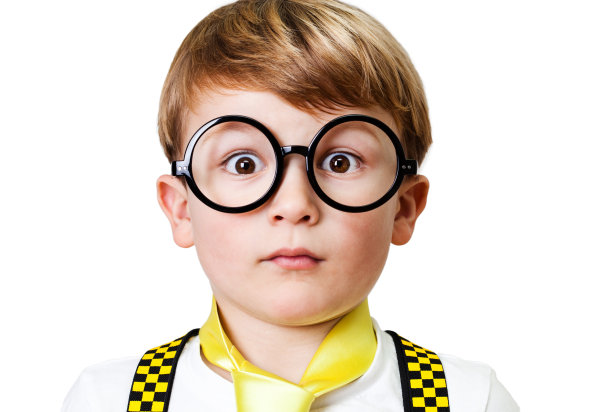 一个震惊的孩子的肖像图片下载