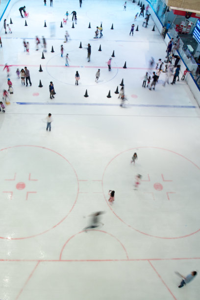 室内滑冰鸟瞰图图片下载