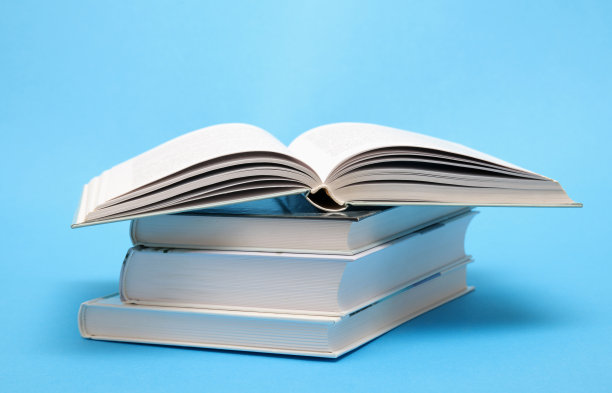 堆书和打开书图片下载