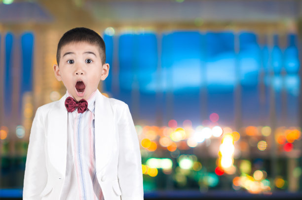 年轻的业务的男孩图片下载