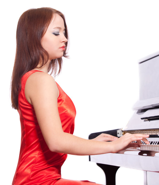 美丽的钢琴家图片下载
