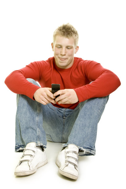 有手机的帅哥图片下载