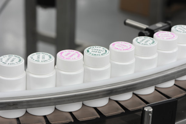 瓶子在输送图片下载