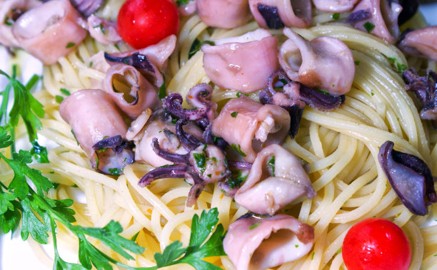 意大利面鱿鱼图片下载