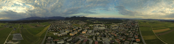 郊区的小镇图片下载