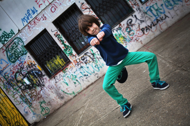 嘻哈男孩图片下载