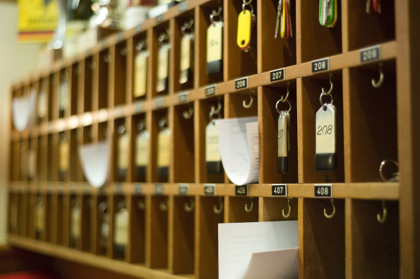 酒店的前台和钥匙图片下载