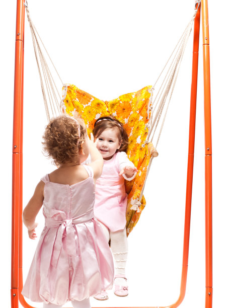 两个年轻的女士图片下载