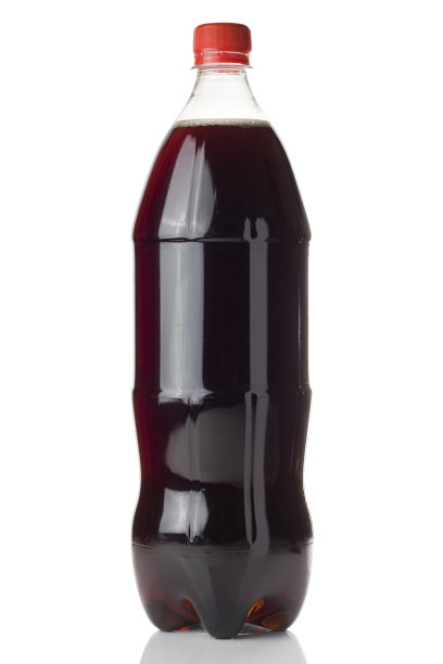 白色背景上的可乐瓶图片下载