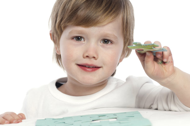 男孩拼图图片下载