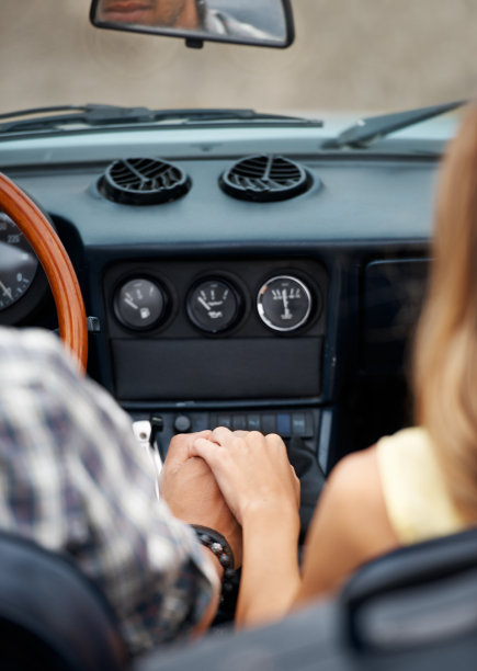 我们是一条船上的图片下载