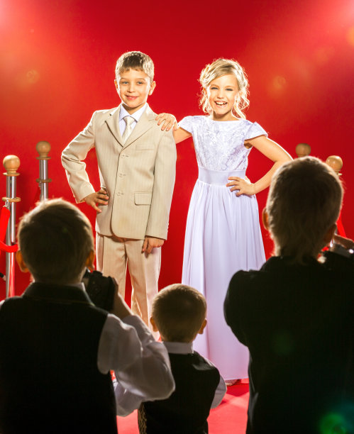 小名人的照片图片下载