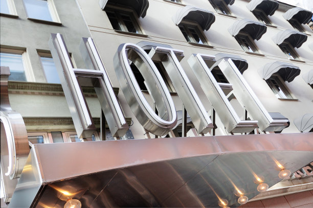 酒店入口的标志图片下载