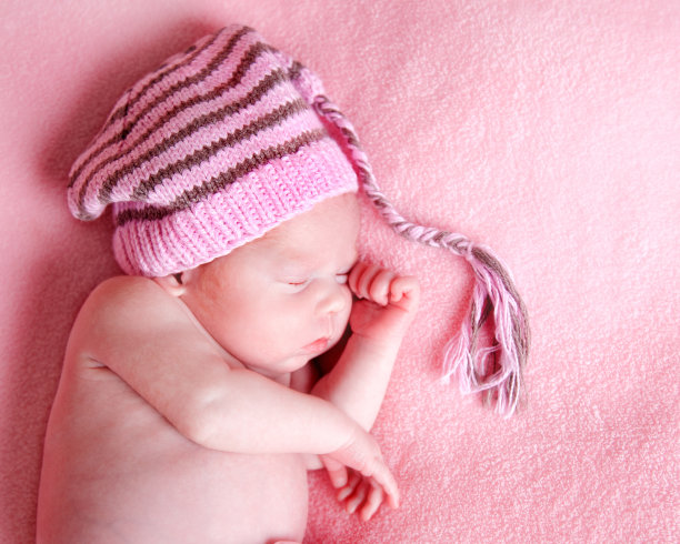 熟睡的婴儿图片下载