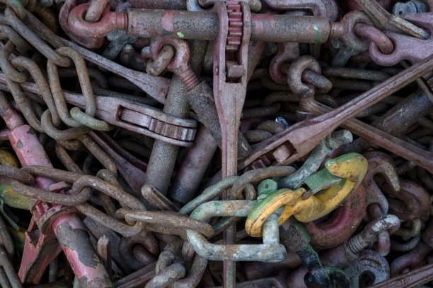 生锈的铁链图片下载