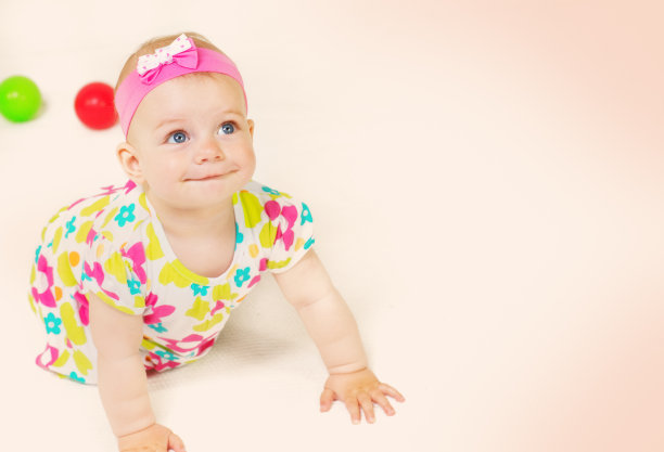 小女孩图片下载