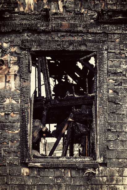 烧焦的窗框图片下载