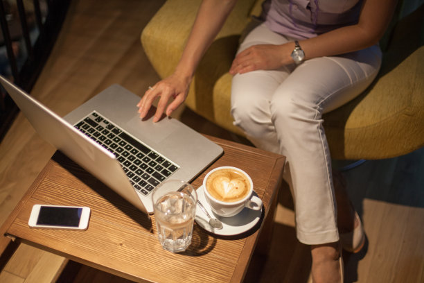 女商人图片下载