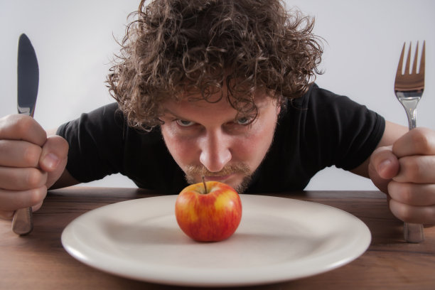 一个人想吃苹果图片下载