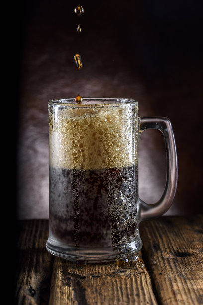 根啤酒图片下载