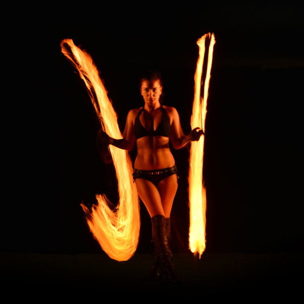 火跳舞图片下载