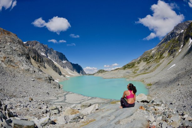 鼓舞人心的观点图片下载