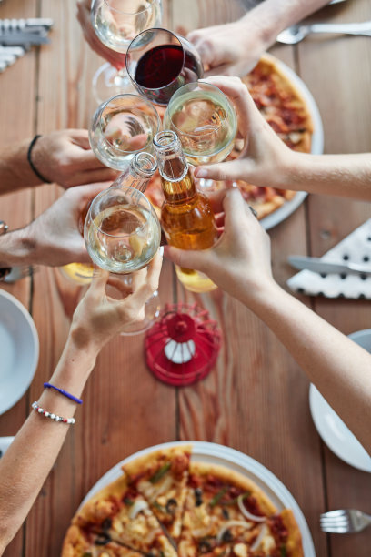 最好的饭菜是我们一起吃的图片下载