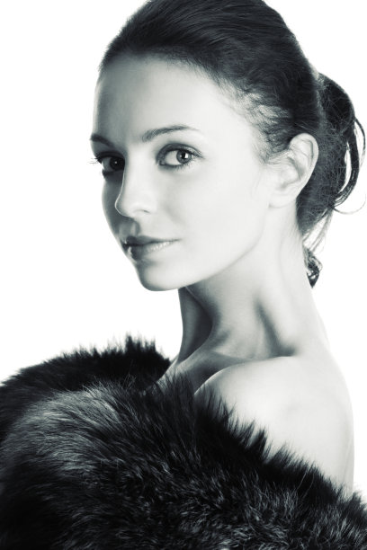 《漂亮女人黑与白图片下载