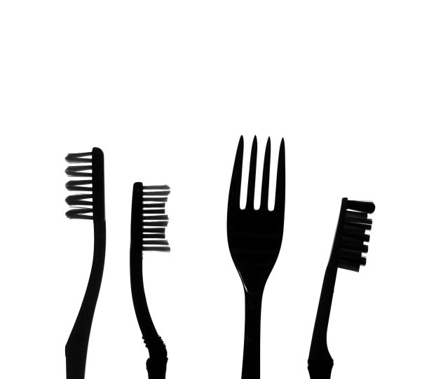 叉在牙刷图片下载