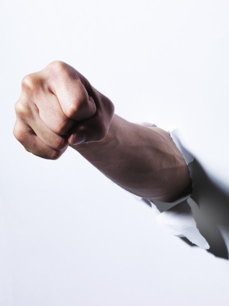 穿孔突破图片下载