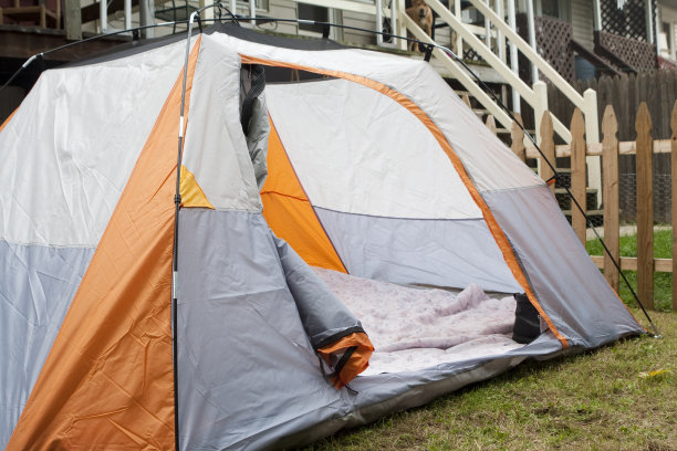 城市后院帐篷图片下载