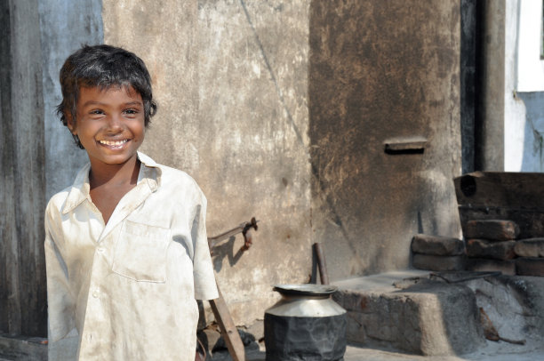 农村的孩子图片下载