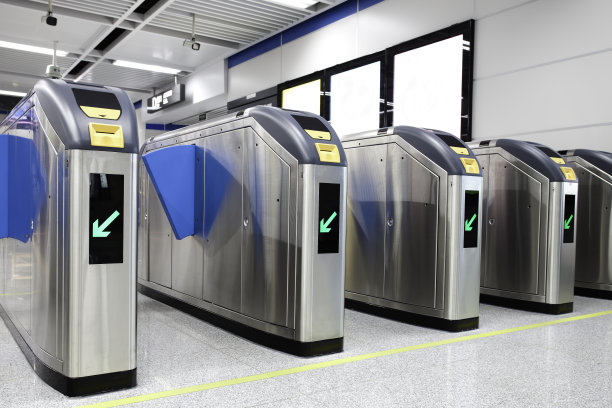 地铁站的出口门图片下载