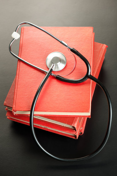 健康观念听诊器及书籍图片下载