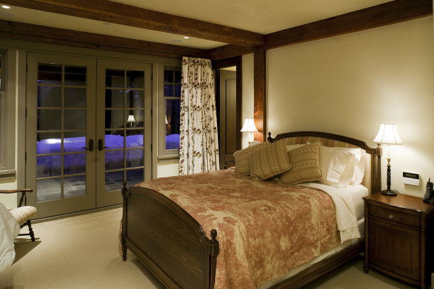 带早餐的卧室图片下载