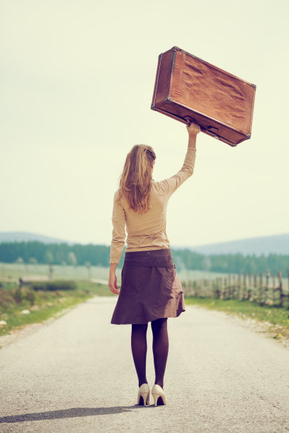 女人旅行图片下载