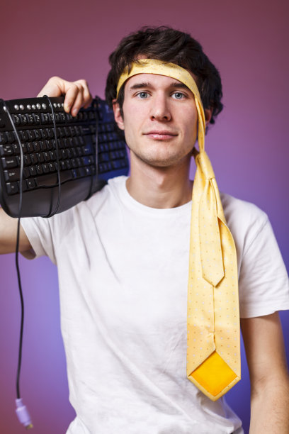 古怪的电脑专家图片下载