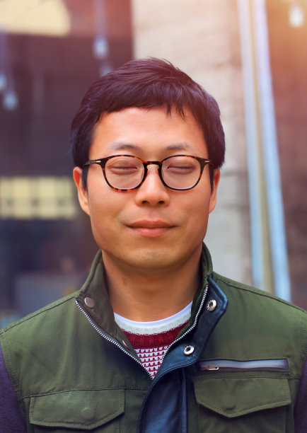 闭上你的眼睛图片下载