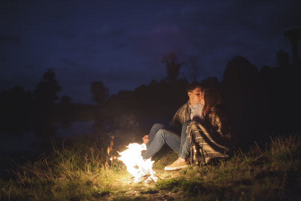 几个近火图片下载