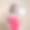 失望的年轻女子穿着红色泳衣抱着演讲泡泡图片下载