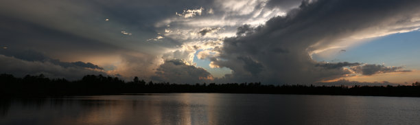 斯特罗姆在路上?图片下载