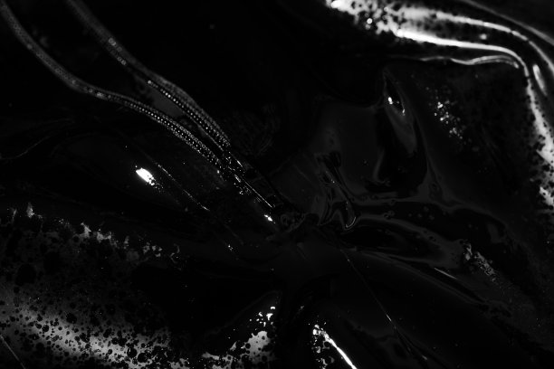 有光泽的湿乳胶图片下载