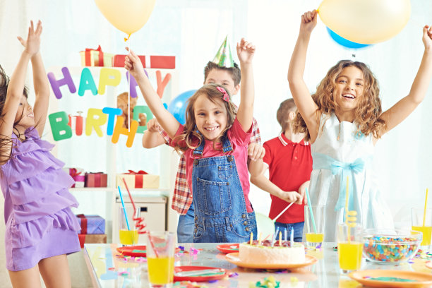 很棒的生日聚会图片下载