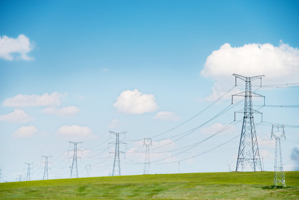 输电塔与天空图片下载