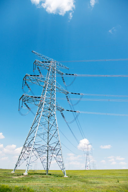 输电塔与天空图片下载