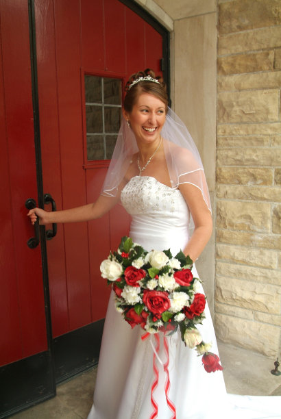 新娘——匆匆忙忙图片下载