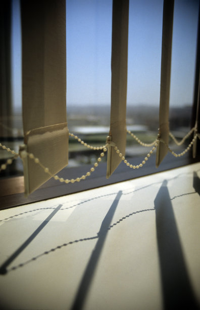 垂直百叶窗的低部分图片下载